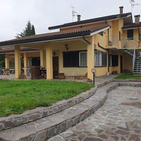 Casa Vacanze Alice E Arianna Кайро Монтеноте Екстериор снимка