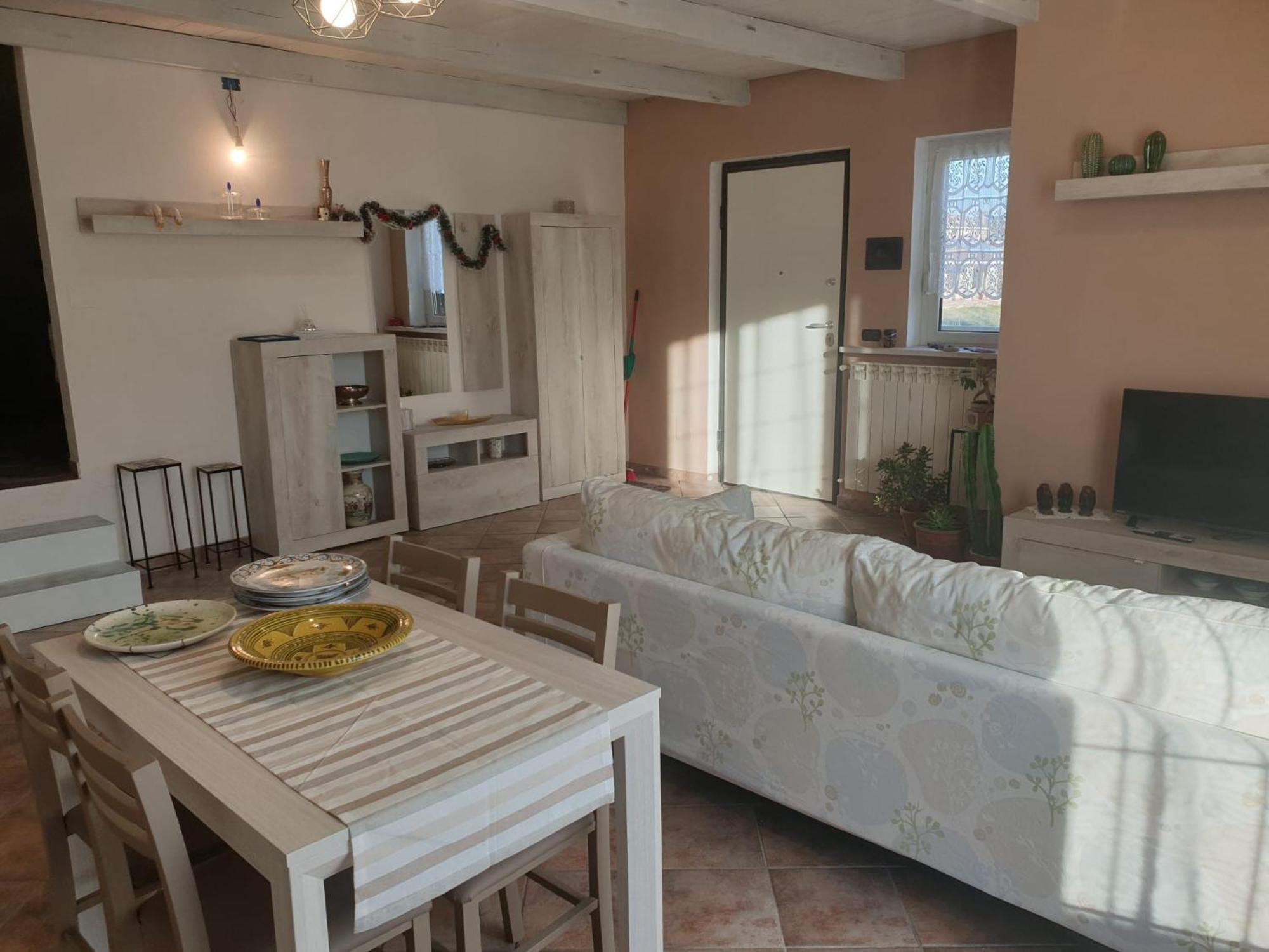 Casa Vacanze Alice E Arianna Кайро Монтеноте Екстериор снимка